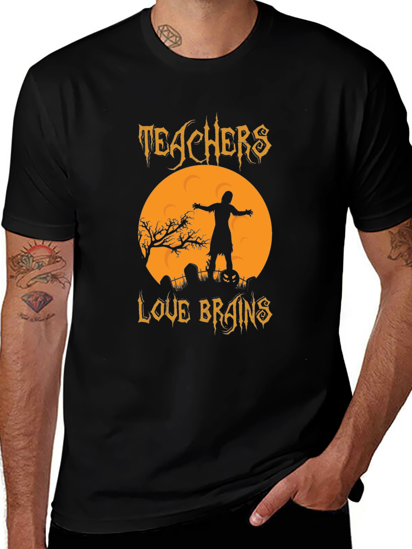 Teachers Love Brains Halloween T-Shirt
