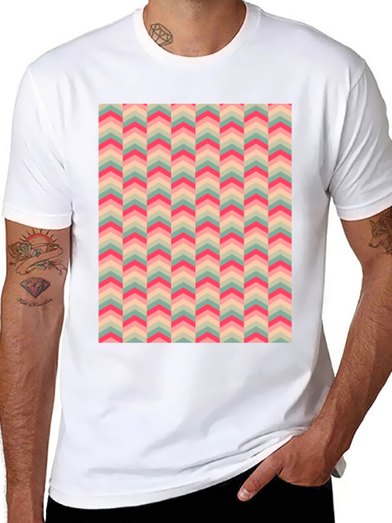 Retro Chevron Pattern T-Shirt - Stylish Casual Wear
