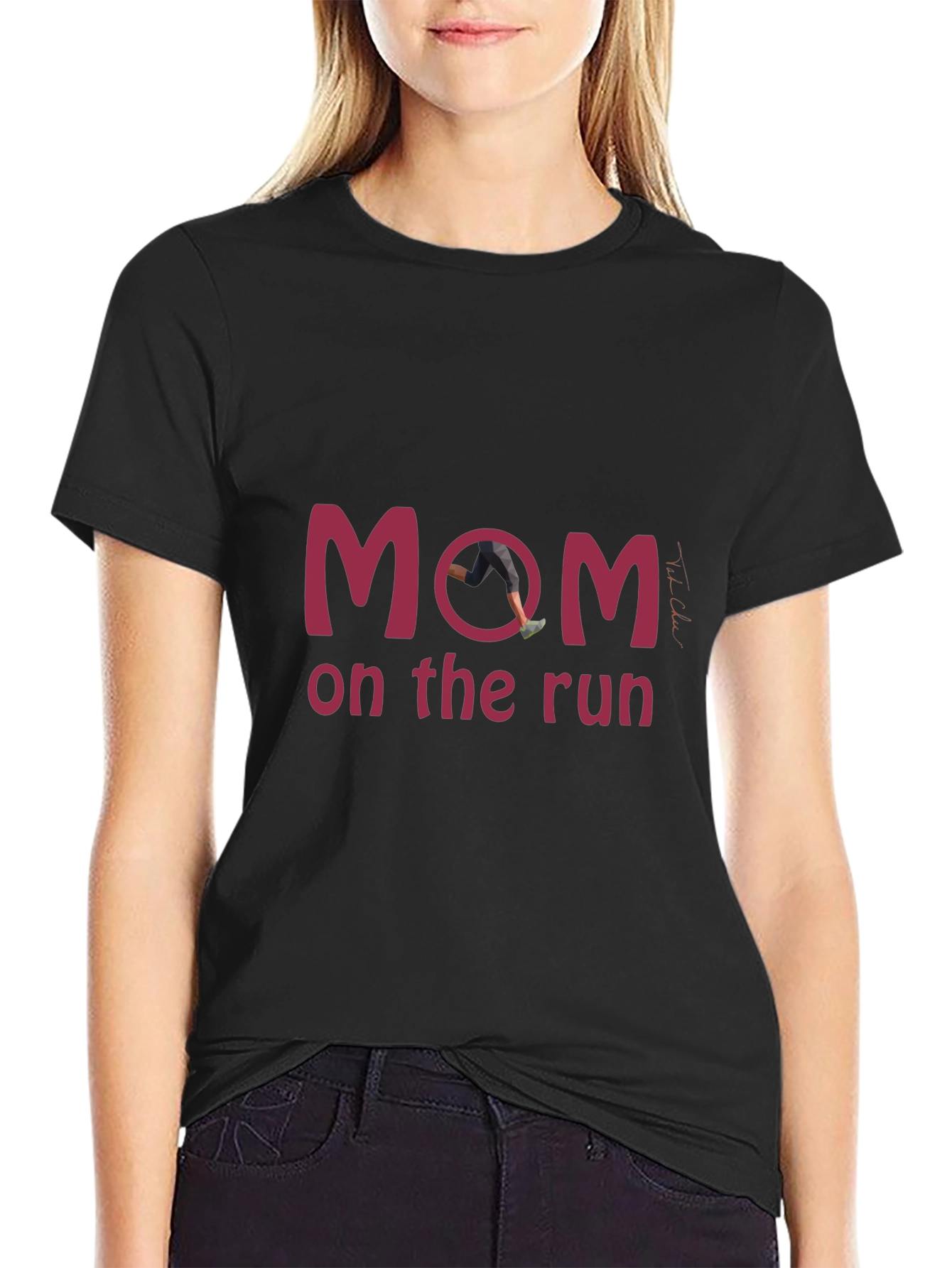 Mom on the Run Graphic Tee