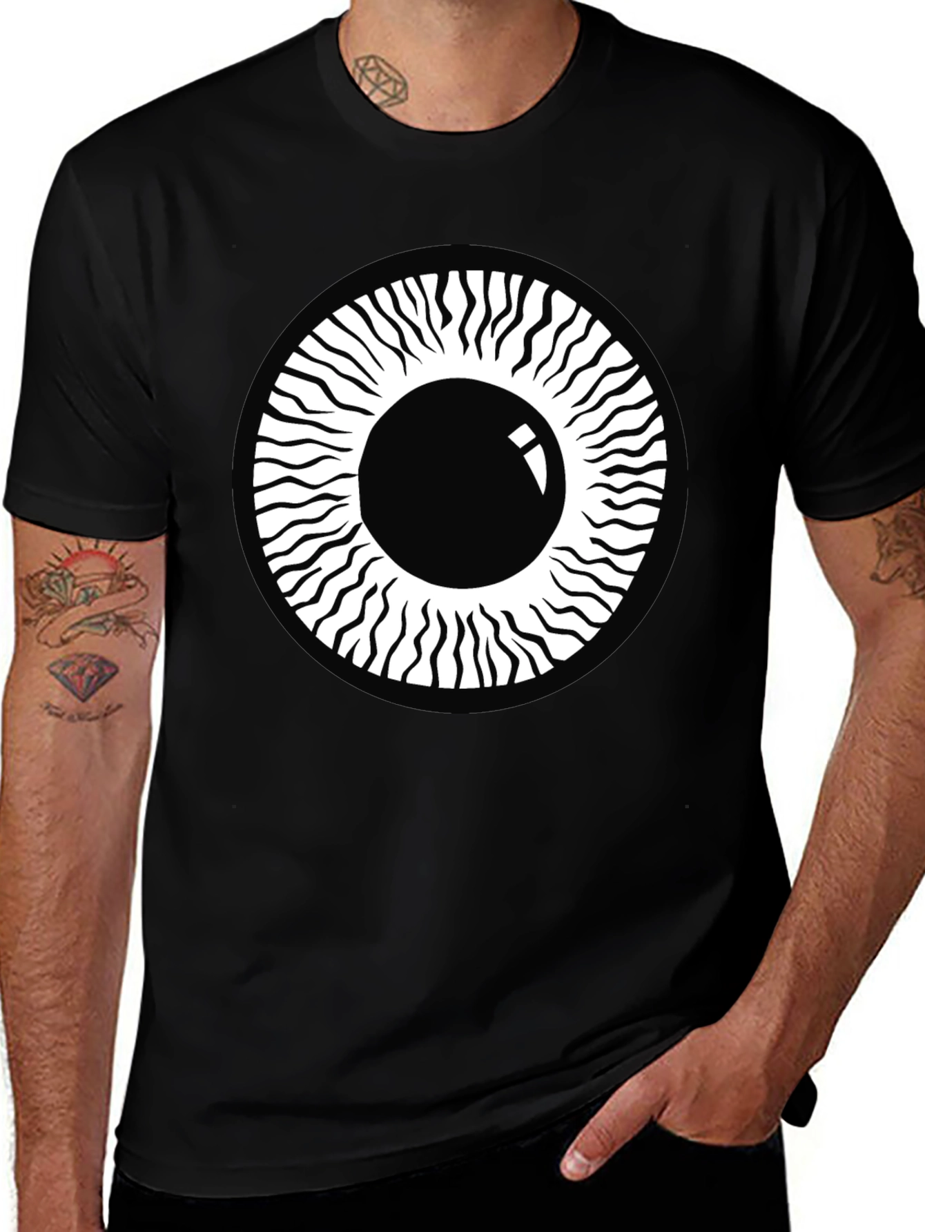 Eye Graphic Black T-Shirt - Modern Style